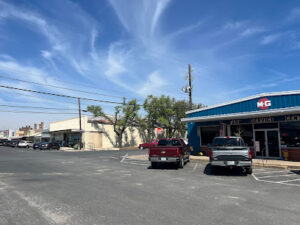 M-G Farm Services Center-Weimar